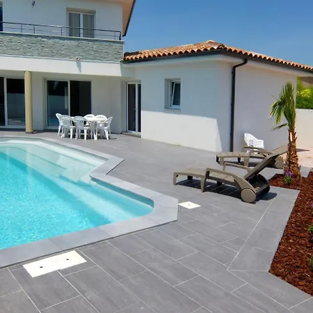 Βίλα Villa La Roseliere